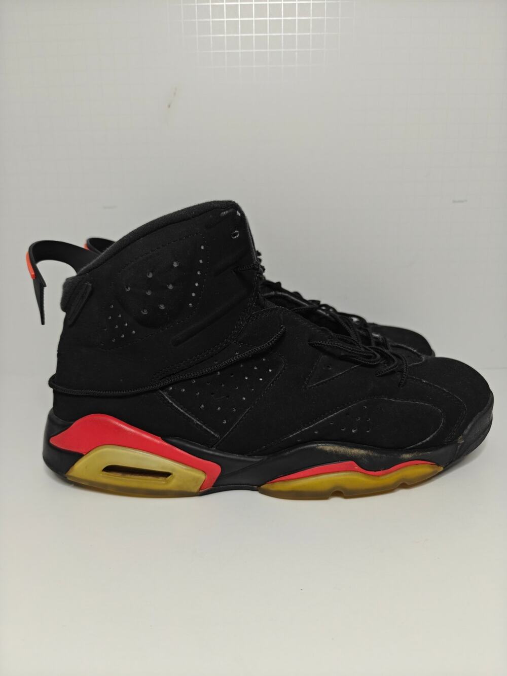 Air Jordan 6 Retro Infrared Black 2019 Mens Size 10.5 384664-060 Flawed As-Is OG